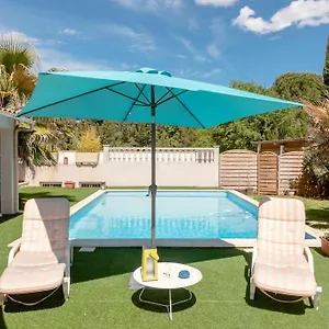 https://villa-chrisalb.aixenprovencehotels.org